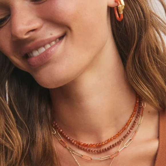 Kendra Scott Emery Gold Beaded Strand Necklace in Orange Banded Agate - Picture 2 of 5